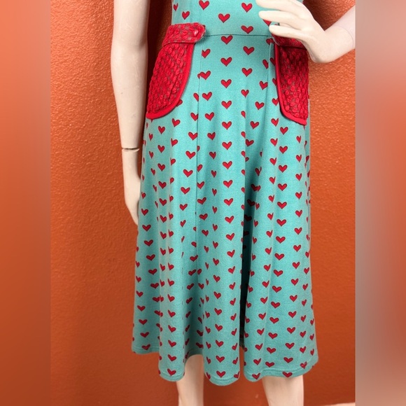 Voodoo Vixen Heart Patterned Dress with Red Accents Size Small.  E73 - Picture 11 of 17